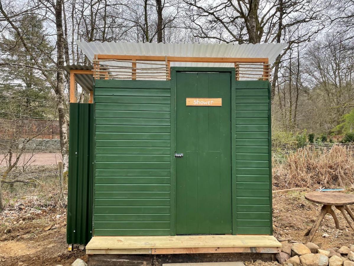 فيلا Cosy Woodland Off Grid Shepherds Hut - Rowan قلعة دوغلاس المظهر الخارجي الصورة